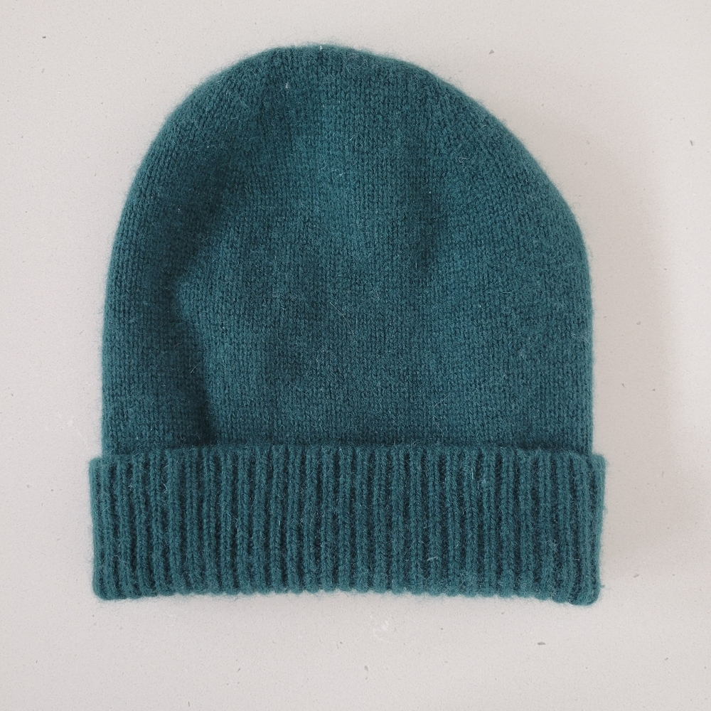 Uniqlo Teal Knit Beanie